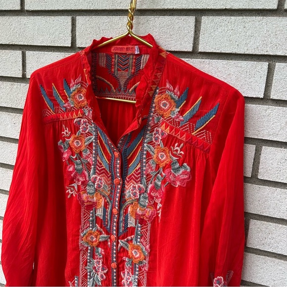 Johnny Was Jude Heavily Embroidered Blouse Electric
Coral Red - Picture 6 of 14